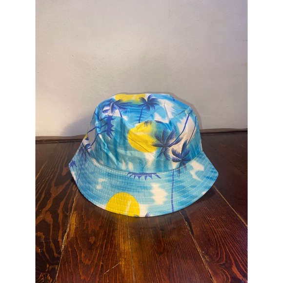 Other - Reversible Bucket Hat Tropical Vacation Palm Tree Sun Print Beige Beach Sun Hat